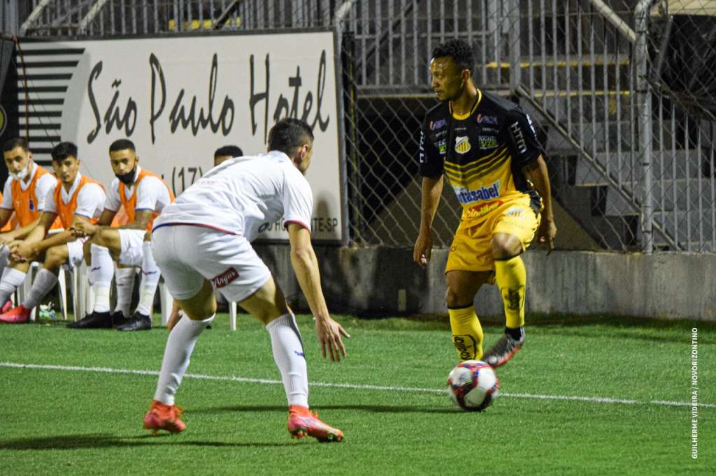 Série C: Lateral do Novorizontino manda recado aos adversários: ‘Feliz, mas não com a guarda baixa’