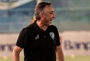 Série C: Criticado durante a semana, Roberto Fonseca mexe no Paysandu-PA e garante classificação