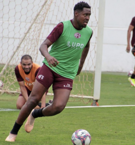 Série D: De olho nas quartas de final, Roger Bernardo enaltece grupo e comissão técnica da Ferroviária