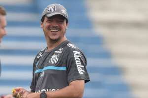 Série B: Vasco mira dois técnicos recém-demitidos para a vaga de Lisca