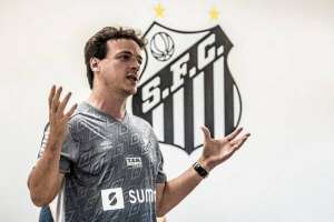 Cobrança e xingamentos! Sem vencer há quatro jogos, Santos é alvo de protesto