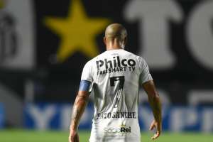 Santos 0 x 1 Athletico - Com Carille, Peixe entra no Furacão e é eliminado da Copa do Brasil