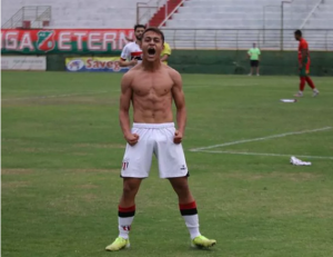 Após fazer golaço na Copa Paulista, atacante do Botafogo-SP quer ajudar na reta final da Série C: 'Terminar com dignidade'