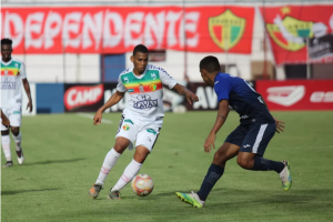 Série C: Classificado, Tombense anuncia zagueiro ex-CAV e meia que conquistou o acesso pelo Brusque