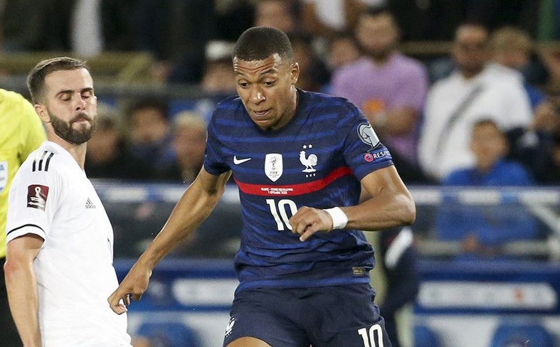 Espanhol: Florentino Pérez diz a torcedores que Mbappé irá ao Real Madrid: ‘No próximo ano’