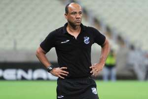 Ex-técnico de Ponte e São Caetano entra na mira do Brasil-RS