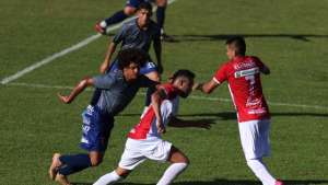 Porto Velho-RO 0 x 2 União-MT - Um gol para cada expulsão