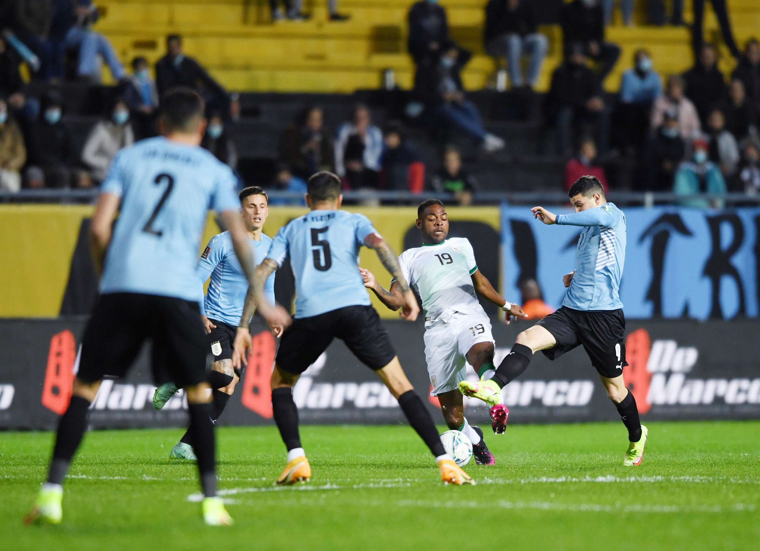 Uruguai Eliminatorias Bolivia 2021 scaled