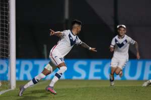 ARGENTINO: Vélez Sarsfield ganha fora e Estudiantes vacila em casa