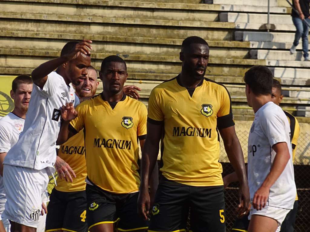 São Bernardo 1 x 0 Santos – Tigre aproveita falha do goleiro e janta o peixe em confronto direto