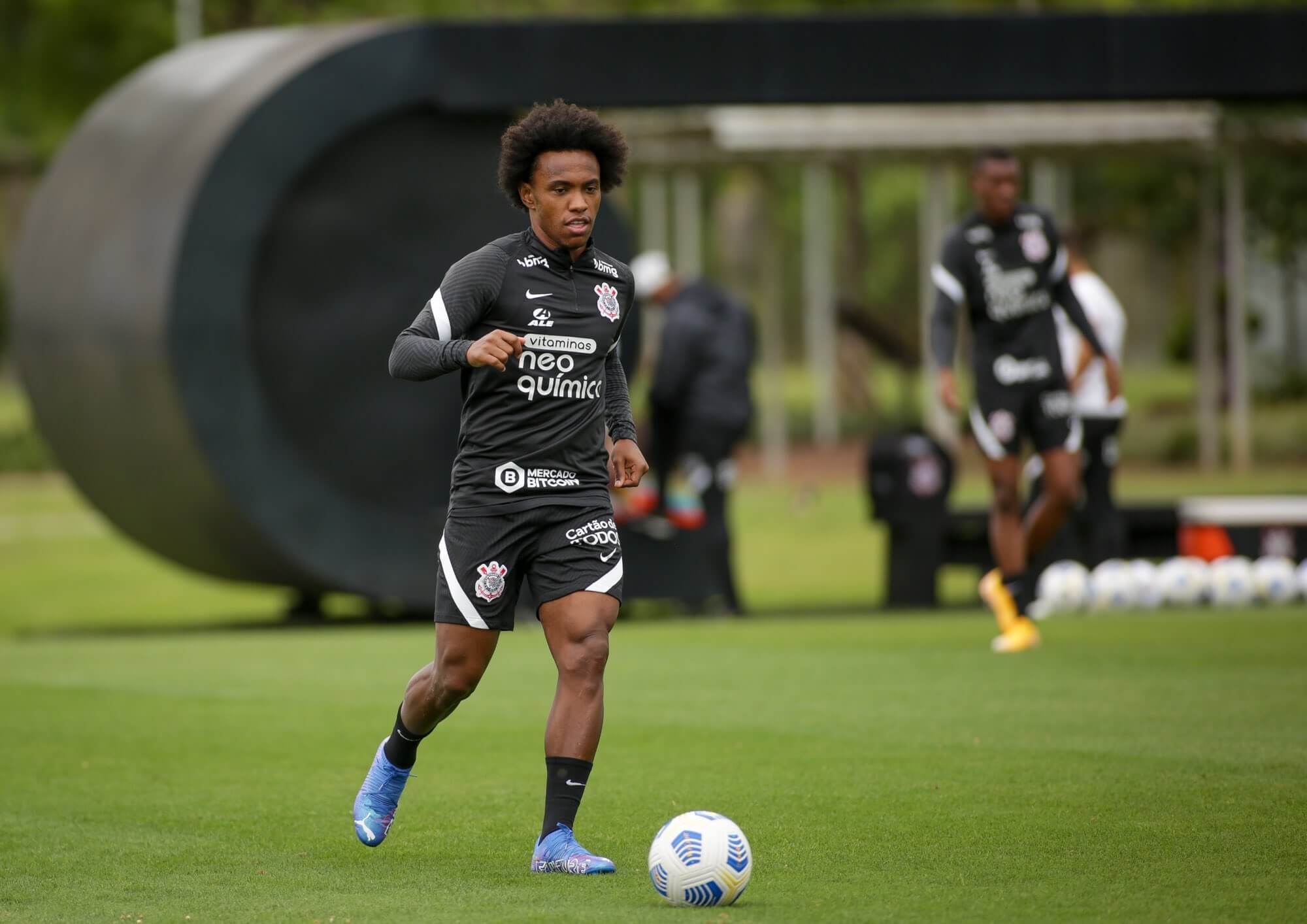 Corinthians x América – Será que vão deixar? Timão terá estreia de Willian contra o Coelho