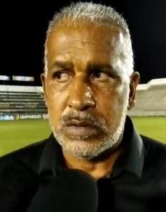 Eliminado na fase de grupos, clube da Série D anuncia saída do técnico Ademir Fonseca