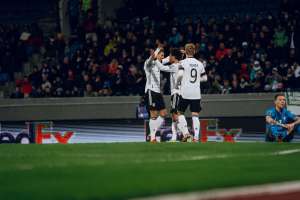 Eliminatórias: Avião com delegação da Alemanha faz pouso forçado na Escócia