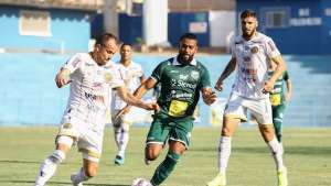 Aparecidense-GO 3 x 1 Caldense-MG - Camaleão vence de virada e é o primeiro time garantido nas oitavas de finais