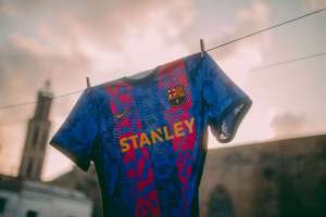 Inspirada na cidade, Barcelona lança camisa exclusiva para a Liga dos Campeões