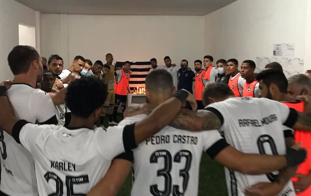 SÉRIE B: Botafogo vence e sobe no G4; Guarani dá bobeira mesmo com um a mais