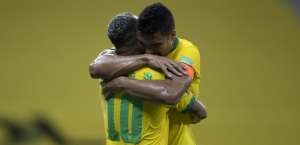 Capitão Casemiro se entusiasma com 8ª vitória seguida: 'Caminho está sendo feito'