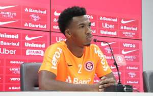 Série B: CRB acerta contratação de zagueiro ex-Internacional, no último dia de inscrição para a competição