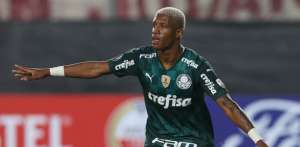 Danilo participa integralmente de treino e pode ser relacionado no Palmeiras