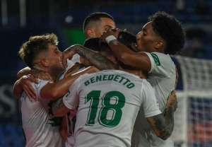 ESPANHOL: Estreante marca, Elche vence a primeira e afunda o Getafe; Betis vira no fim