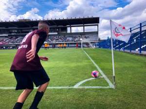 Antes de enfrentar o Brasil, Argentina treinará em campo de clube do Brasileirão