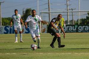 Floresta-CE 1 x 1 Volta Redonda-RJ – Teve gol olímpico, mas empate não foi bom para ninguém