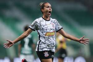 BRASILEIRO FEMININO: Em final inédita, Corinthians vence o Palmeiras e fica mais perto do tricampeonato