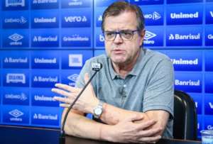 Dirigente do Grêmio fala sobre volta de público e alfineta Fla: 