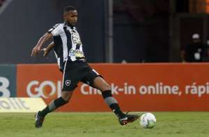 Série B: Zagueiro de clube da Série D cobra R$ 199 mil do Botafogo na Justiça