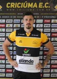 Série C: Zagueiro chega motivado ao Criciúma: 