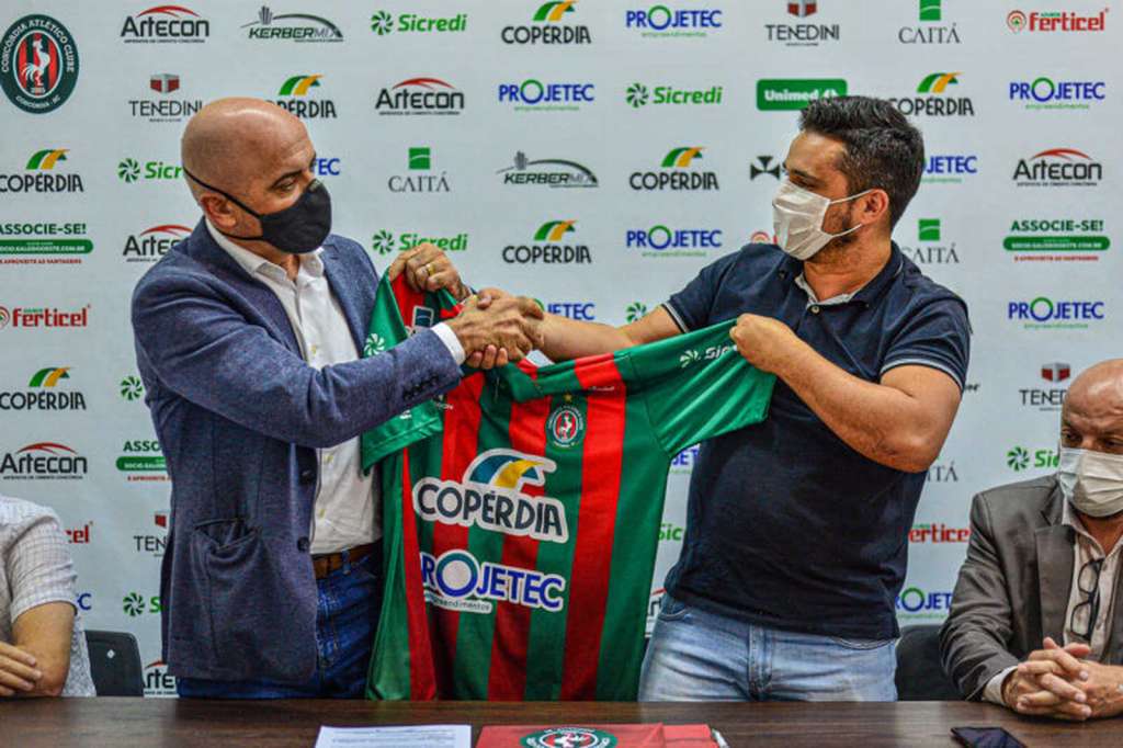 Série B: Treinador recusa proposta do Brasil de Pelotas