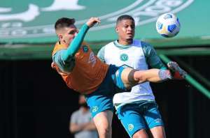 Zagueiro tem lesão confirmada e deve desfalcar Chapecoense na última rodada do turno