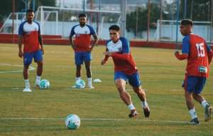 Xodó da torcida do Fortaleza reclama da falta de oportunidades