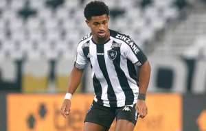 Após marcar seu 1.º gol, Warley elogia Botafogo: “Grupo de guerreiros”