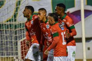 Cianorte-PR x Portuguesa-SP - Desfalcada, Lusa quer confirmar liderança contra time que luta por vaga