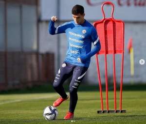 Horas antes de pegar o Brasil, jogador abandona concentração do Chile e pode defender os EUA; ENTENDA AQUI!