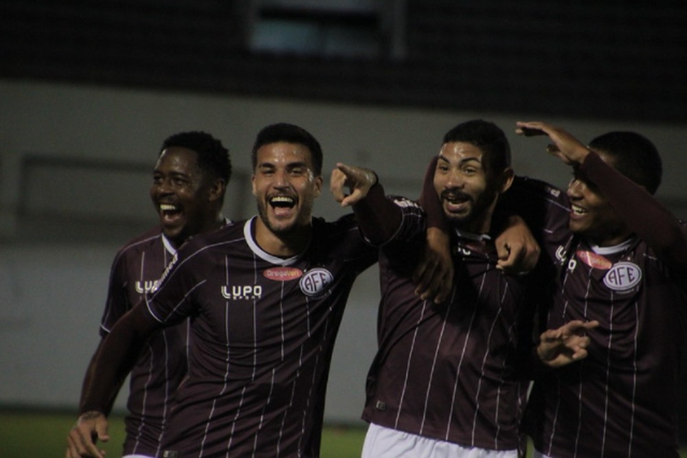 Série D: Volante minimiza gol sofrido pela Ferroviária: “Nossa prioridade é não perder”