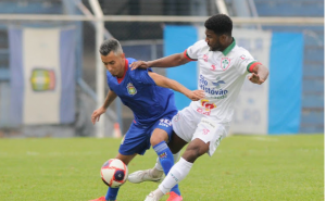 São Caetano 1 x 1 Portuguesa - Livinho entra no segundo tempo, brilha a estrela, sofre pênalti no final do jogo e Azulão garante o empate