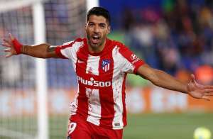 ESPANHOL: Com 2 de Suárez, Atlético de Madrid bate o Getafe e assume 1º lugar