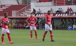 Vila Nova x Confiança - Duelo dos desesperados no OBA