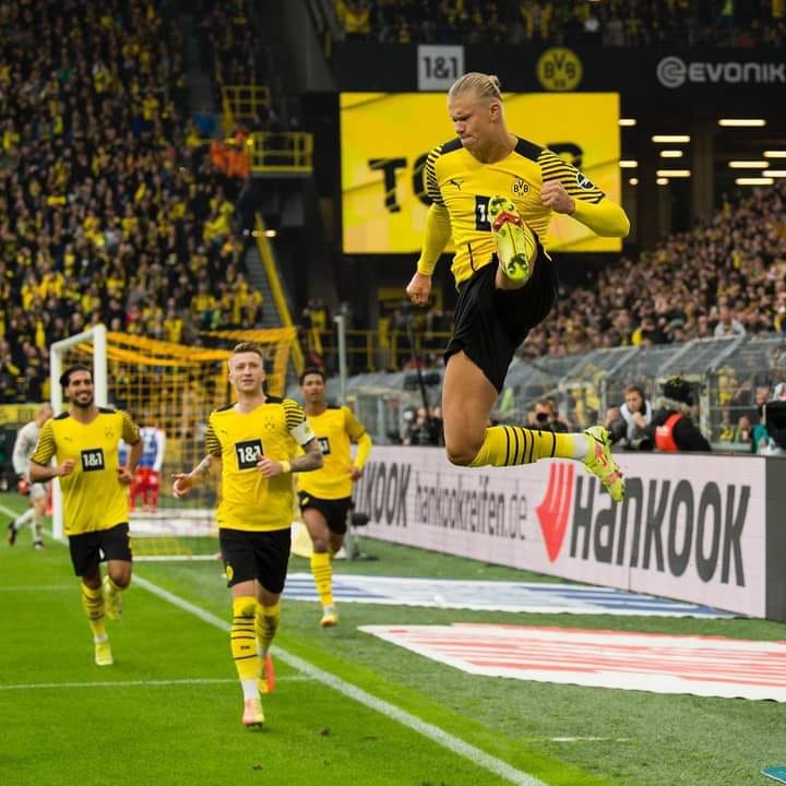 ALEMÃO: Haaland retorna com dois gols em vitória sobre o Mainz e coloca Dortmund na ponta