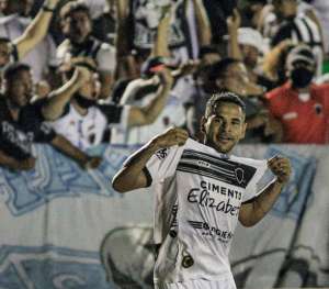 Botafogo-PB 1 x 0 Paysandu-PA - Belo vence o Papão e se aproxima de vaga na Série B