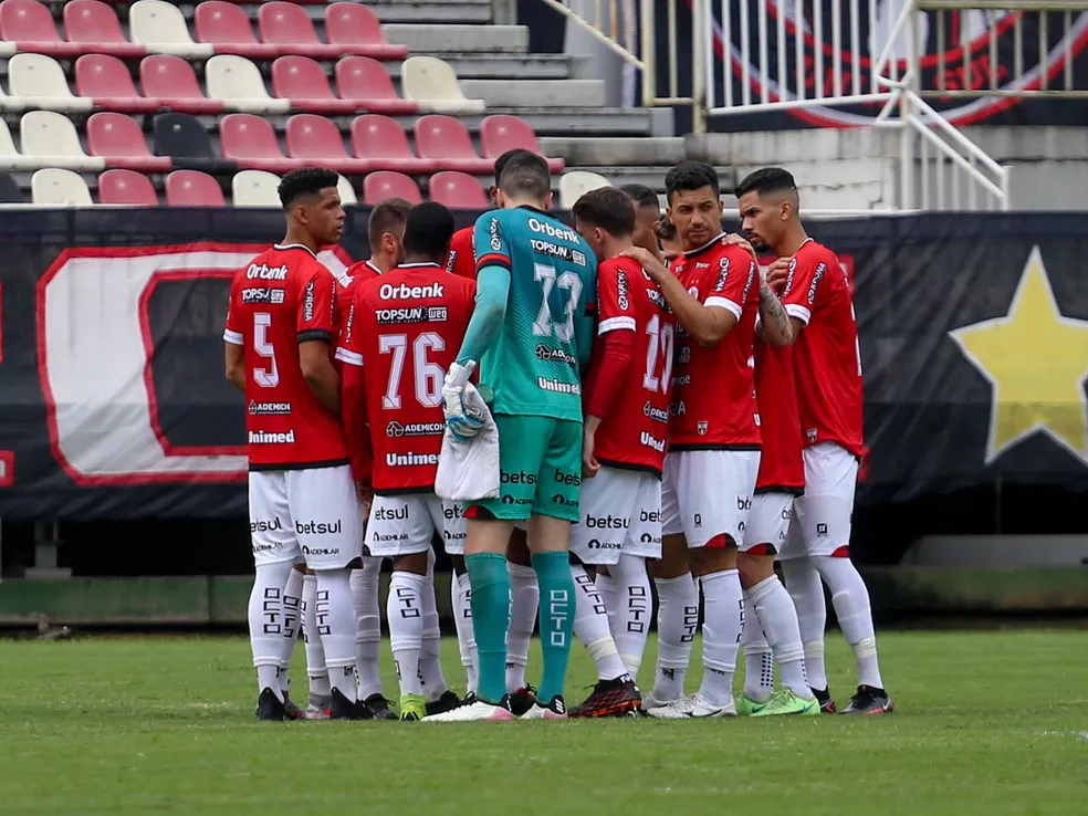 Joinville é o único clube invicto entre as Séries A, B, C e D em 2021, futebol