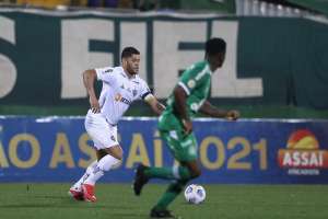 Hulk admite cansaço e lamenta empate do Atlético: 