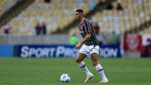 Danilo Barcelos minimiza vaias em empate do Fluminense: 