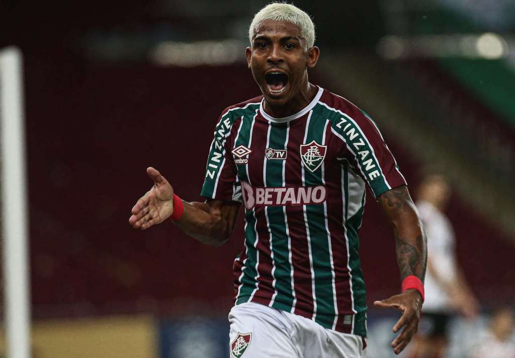Fluminense 3 x 1 Flamengo – Estrelas do Fluzão brilham e derrubam Mengo no Maracanã