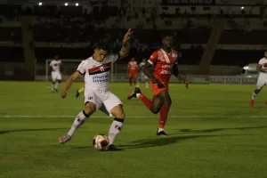 Copa Paulista: Técnico do Botafogo volta a exaltar sistema defensivo após classificação