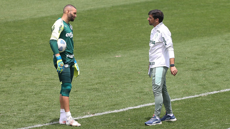 Abel Ferreira completa um ano de Palmeiras e se emociona com homenagem no CT 2 51642511265 a1f1afa2d2 c