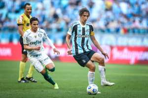 Pedro Geromel vê Grêmio com psicológico abalado e pede: 'Não podemos desistir'