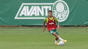 Palmeiras tem baixas em treino antes de jogo da Libertadores